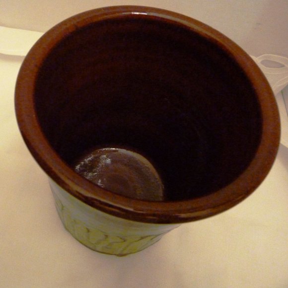 Handcrafted Art Pottery Crock by RAY POTTERY STUDIO: Paul & Evelyn Seagrove, NC - Picture 2 of 8